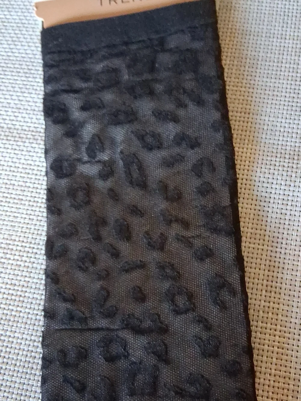 MeMoi Trend Black Leopard Sheer Ankle Socks Sz9-11